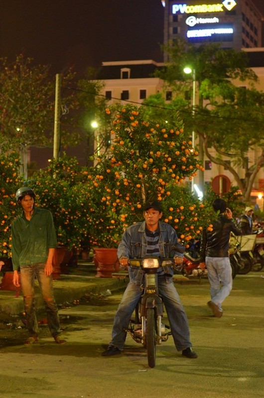 Chọ quát Da Nang e am, vét khách chieu cuoi nam-Hinh-3